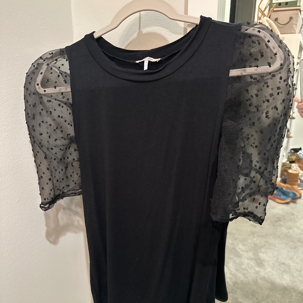 Francesca’s Collection statement sleeve top.